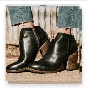 Freebird Darius Black Leather ankle boot size 7